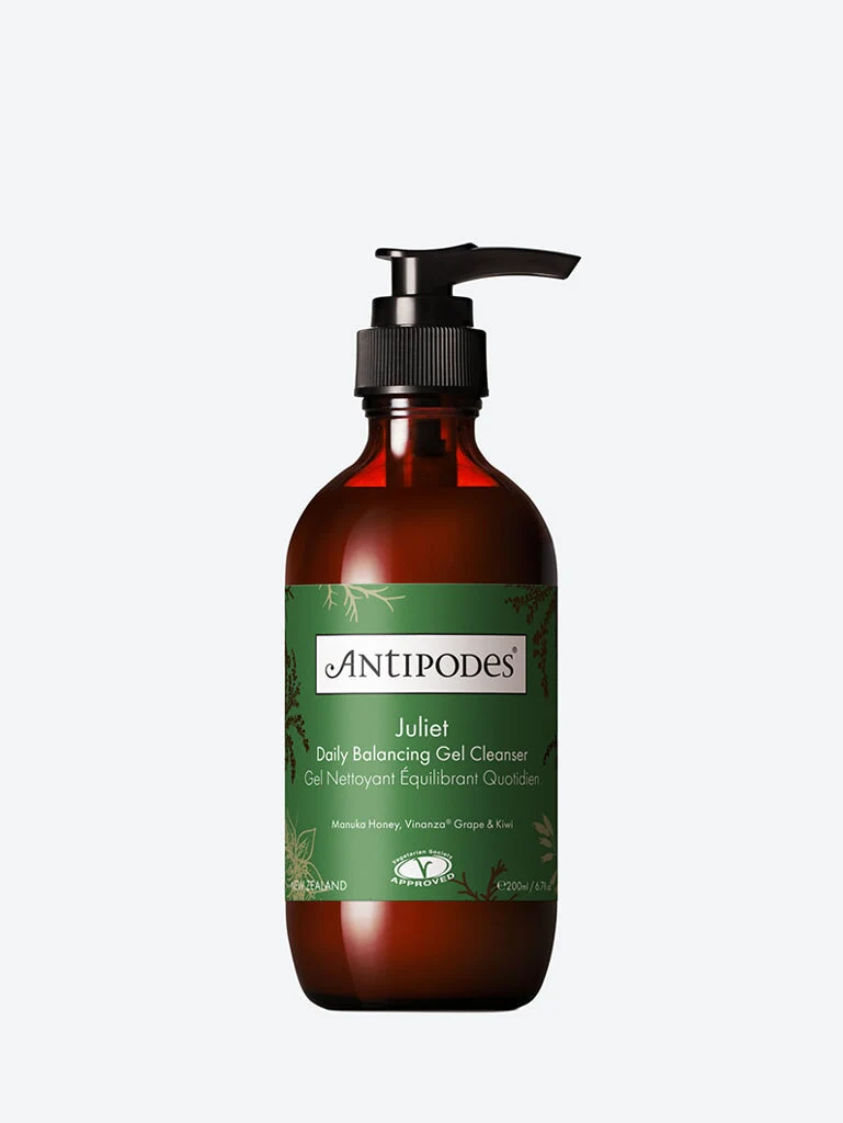 Juliet skin brightening gel cleanser 200ml