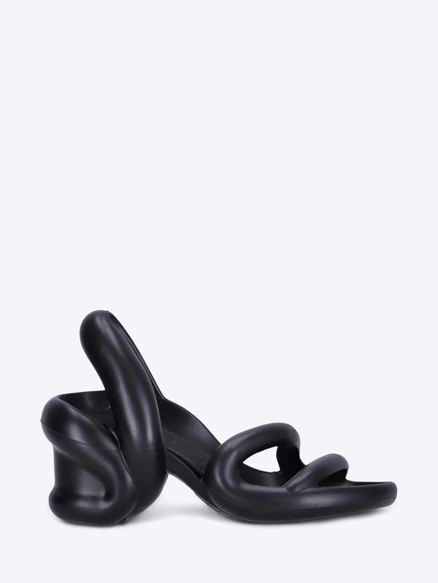 Kobarah sandals
