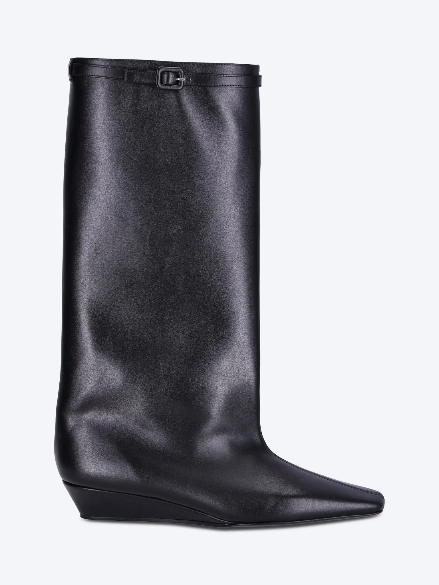 Melting wedged leather boots