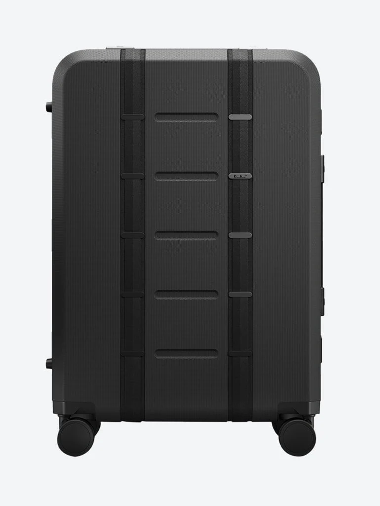 Ramverk pro check-in luggage medium black out