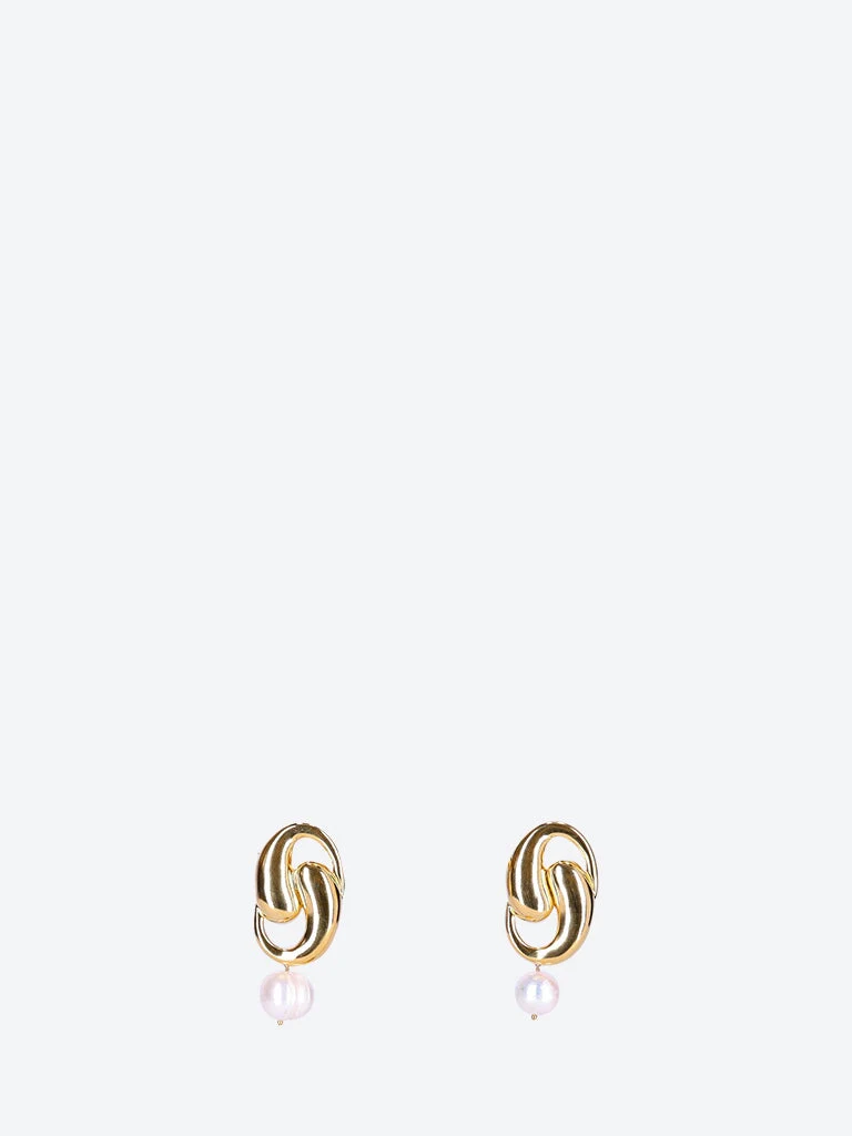 Sonia knot pearl earrings