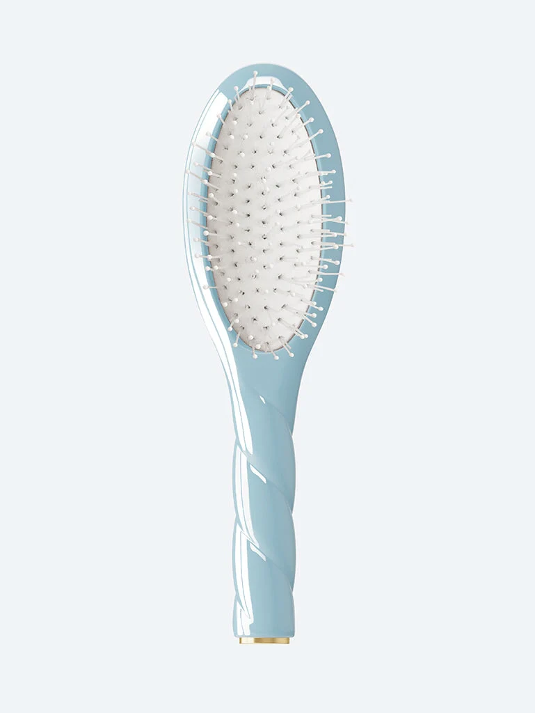N.04 the miracle baby brush light blue