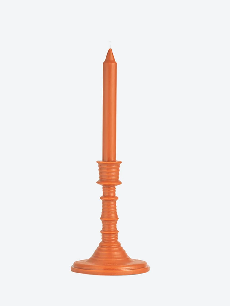Juniper berry wax candleholder