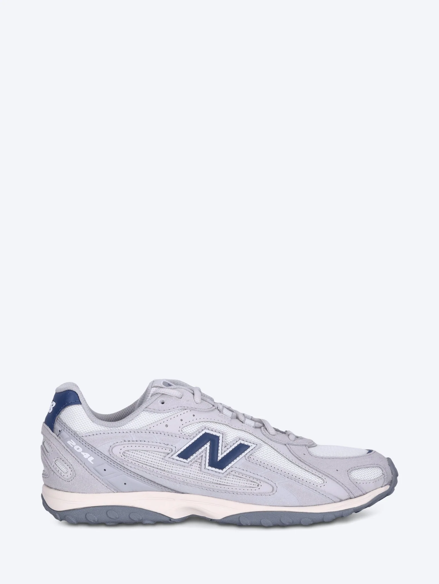 204l sneakers