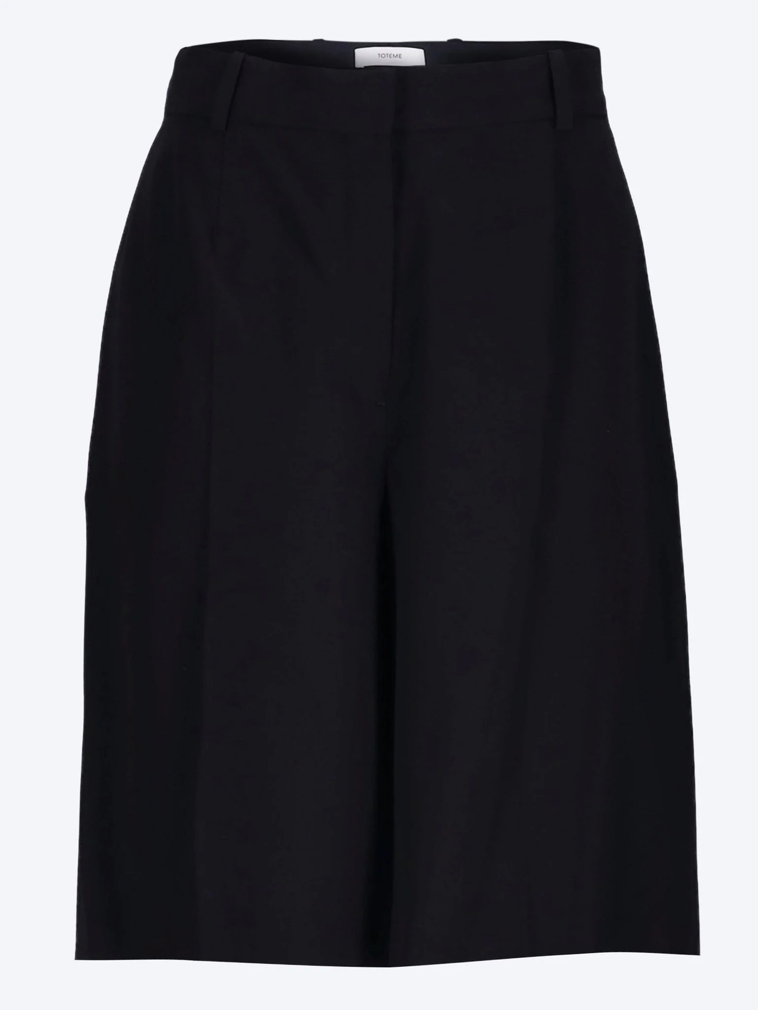 Wide fluid shorts