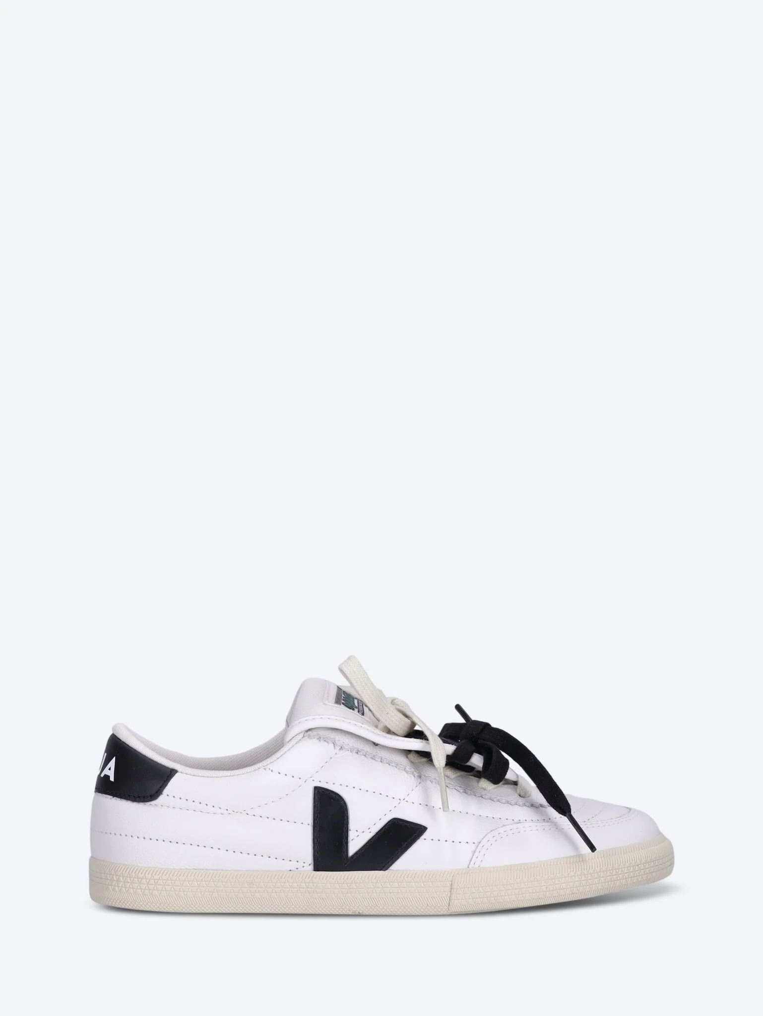 Veja x magliano panenka sneakers